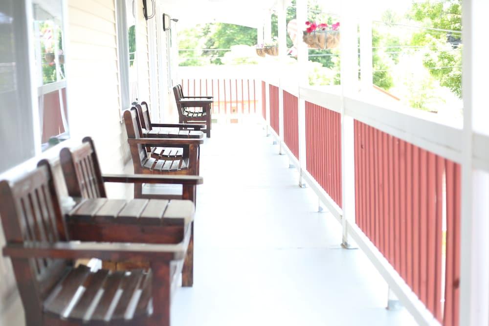Cozy Corner Motel photo 72