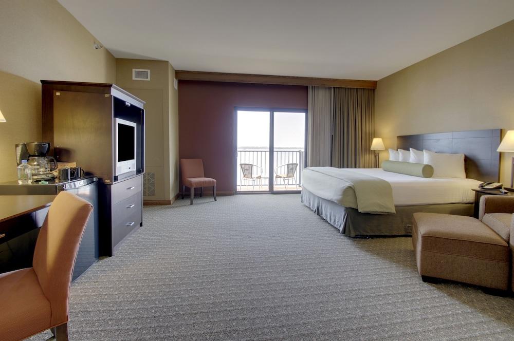 King's Pointe Waterpark Resort photo 13