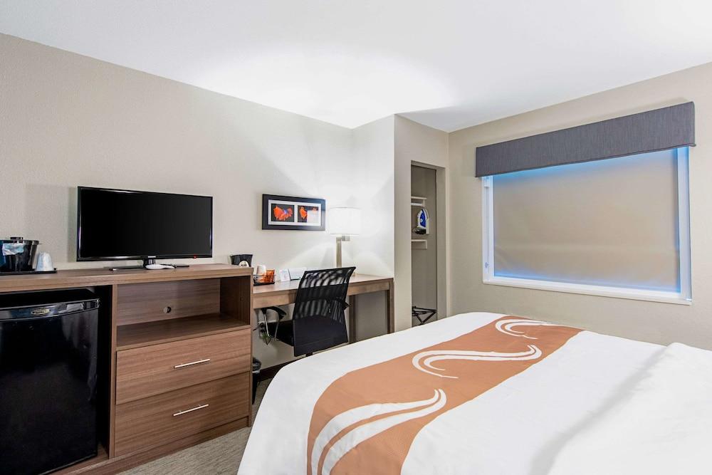 Quality Inn Mishawaka - South Bend photo 18