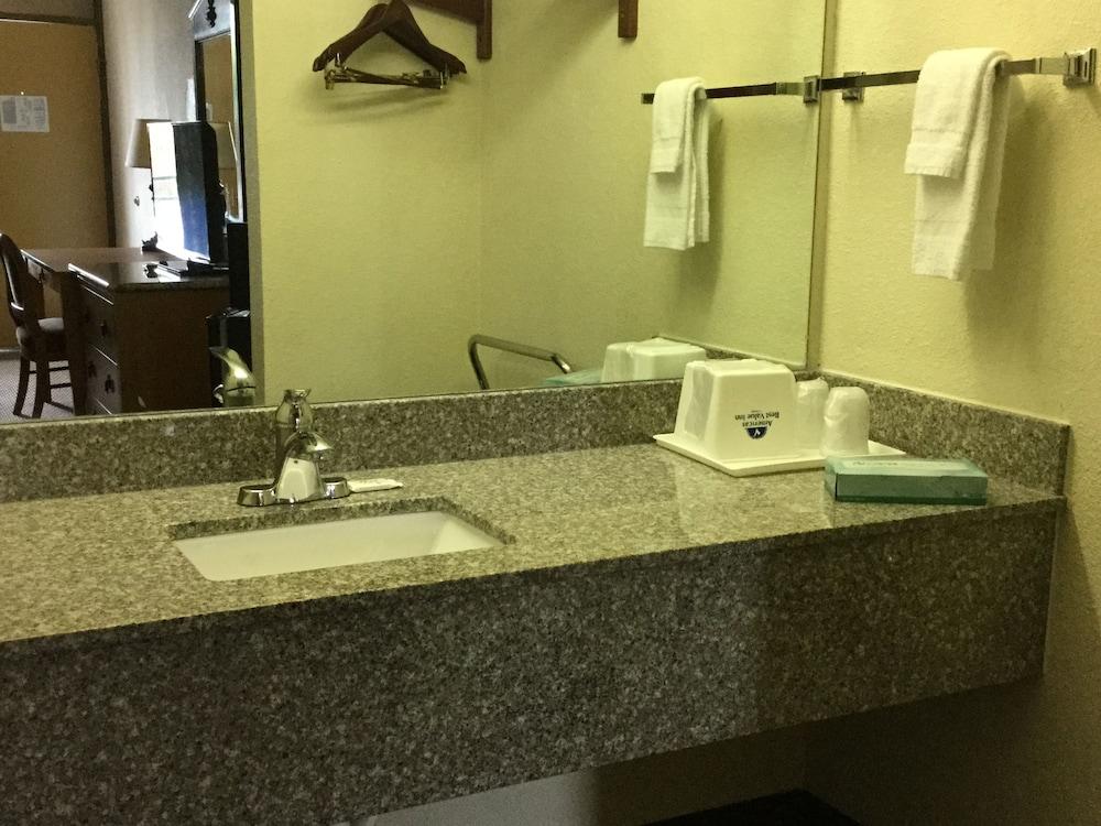 Americas Best Value Inn Goodlettsville Nashville N photo 20