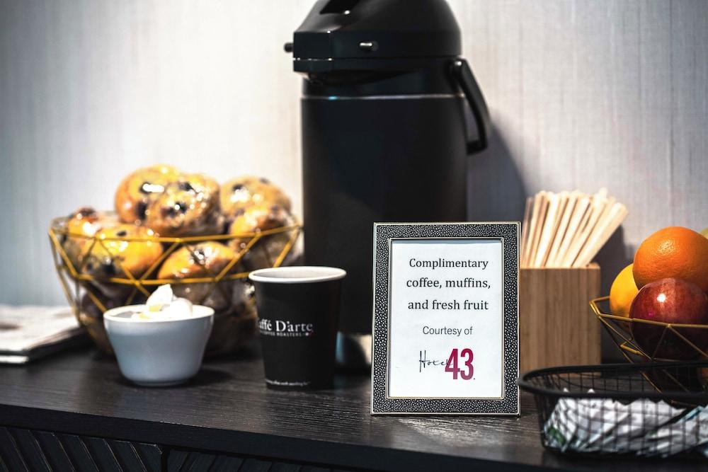 Hotel 43 photo 31