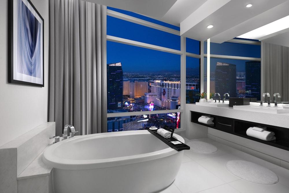 ARIA Sky Suites photo 23