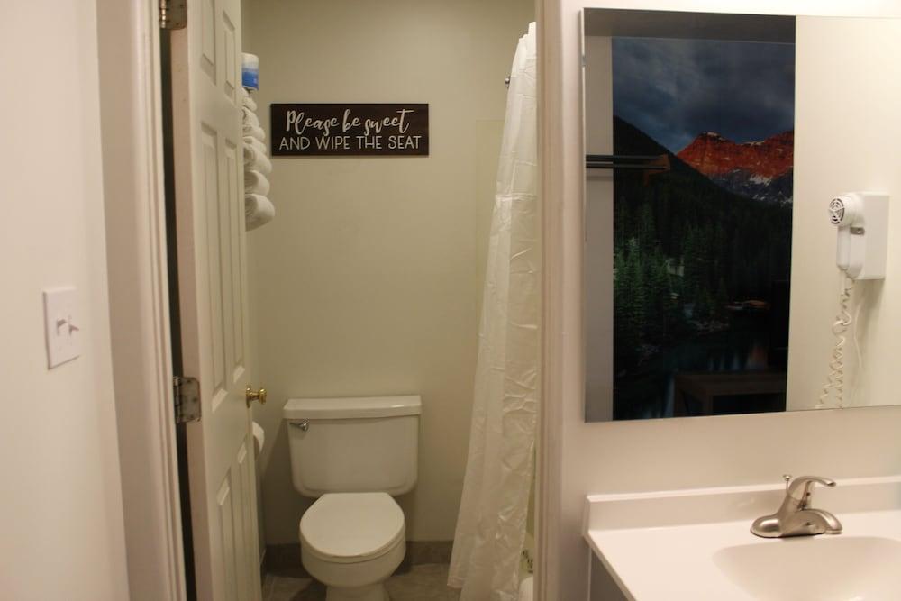 Jefferson Inn photo 68