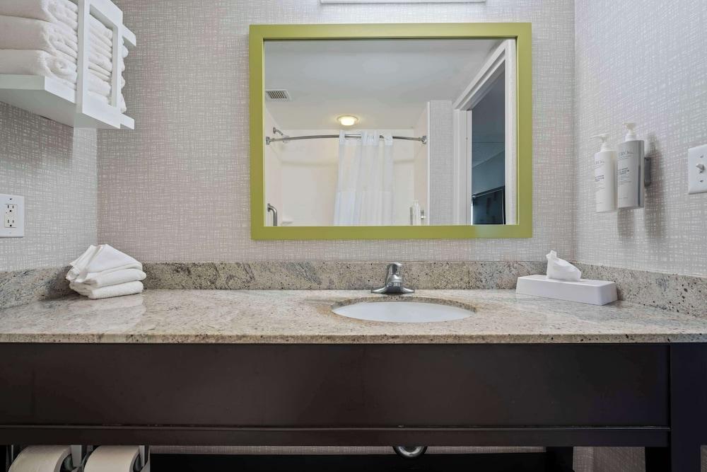 Hampton Inn Ridgefield Park photo 34
