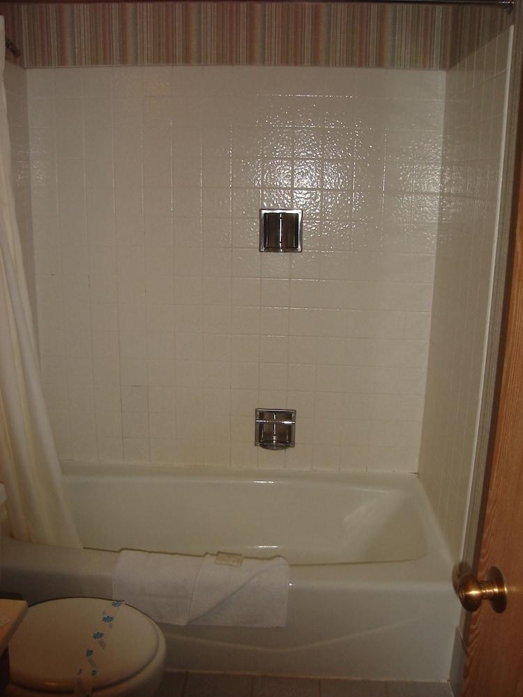 Lakewoods Resort & Lodge photo 19