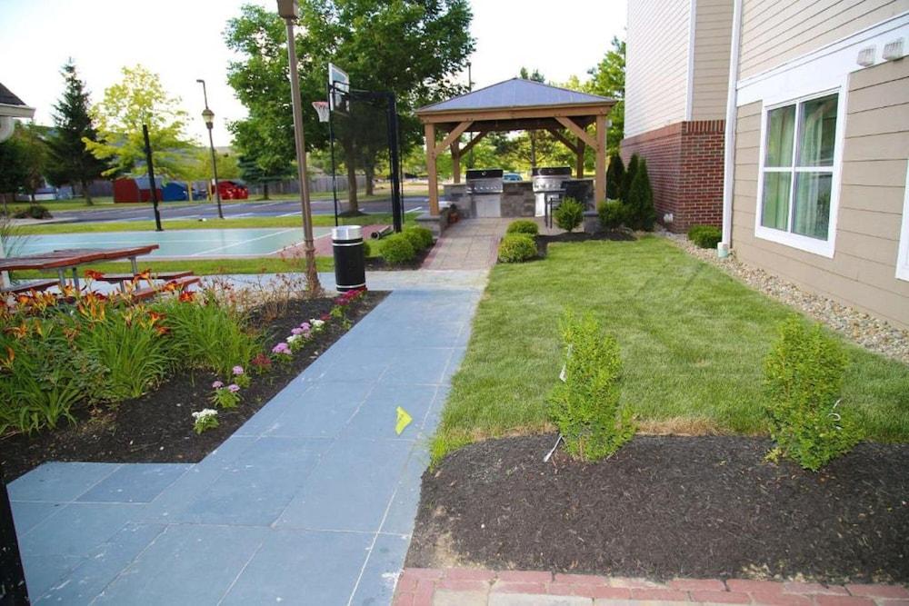 Revi Columbus North photo 13