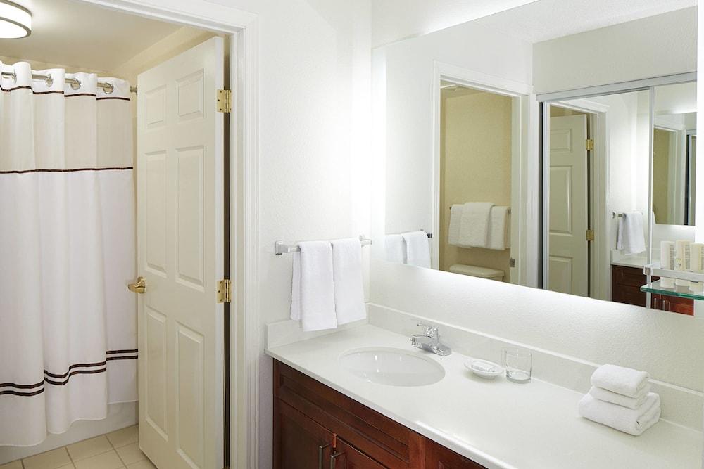 Residence Inn Minneapolis Downtown at The Depot by Marriott photo 11