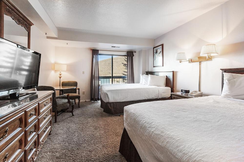 Shadow Ridge by All Seasons Resort Lodging photo 22