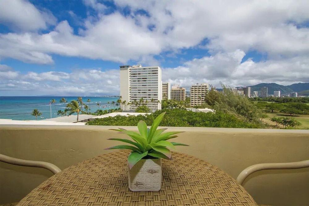 Diamond Head Beach Hotel photo 4