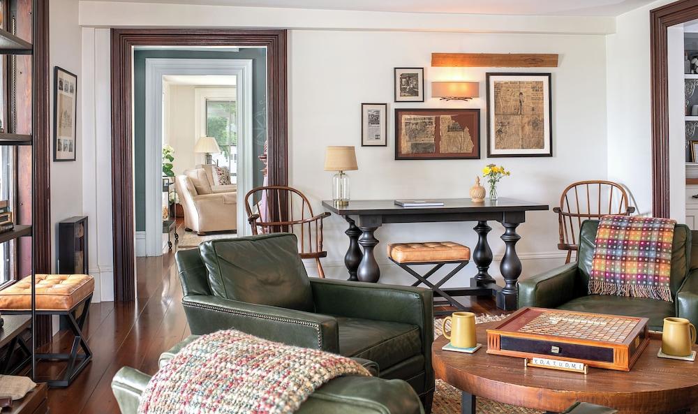Pickering House photo 2