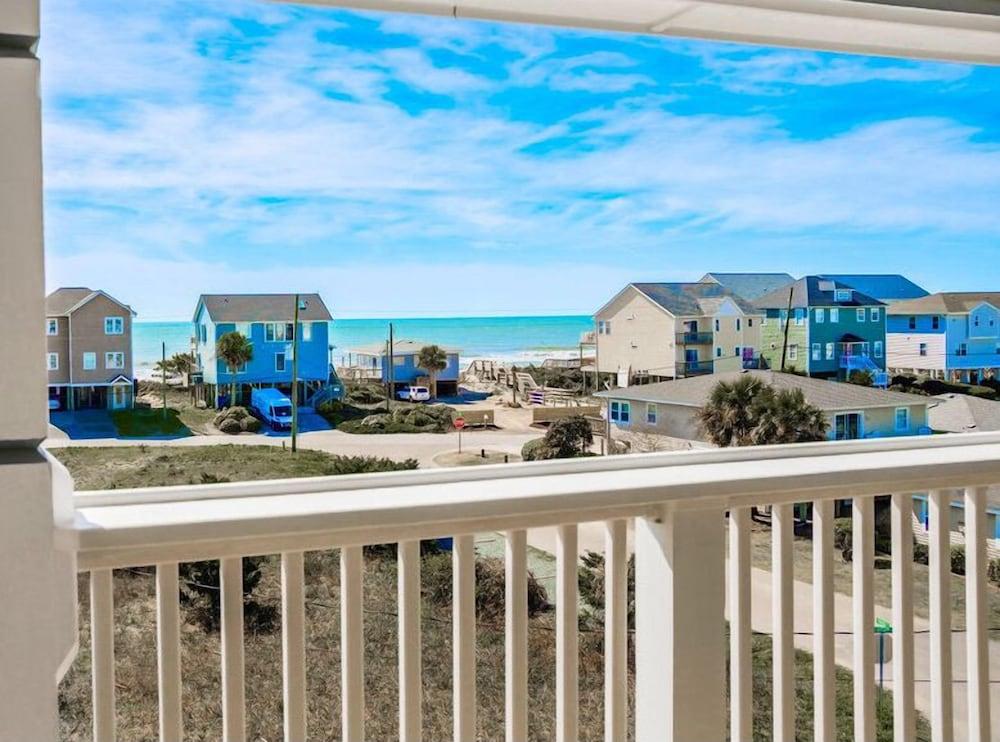 Saltwater Suites photo 82