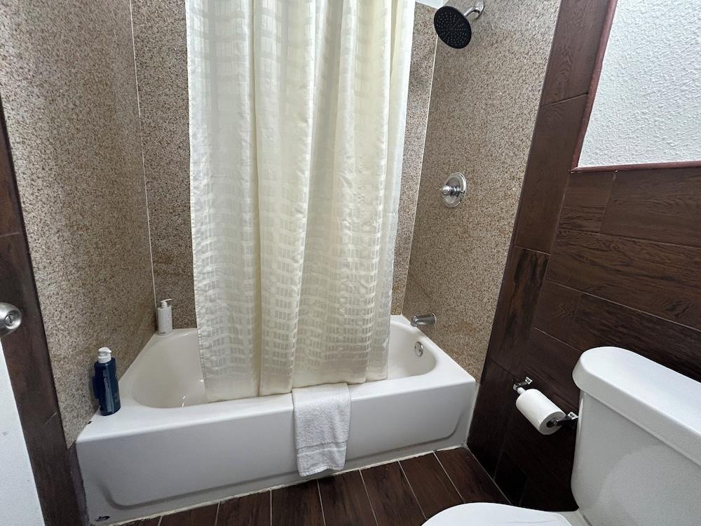 Quest Inn photo 22