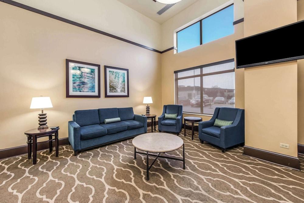 Comfort Suites Chicago O'Hare Airport photo 47