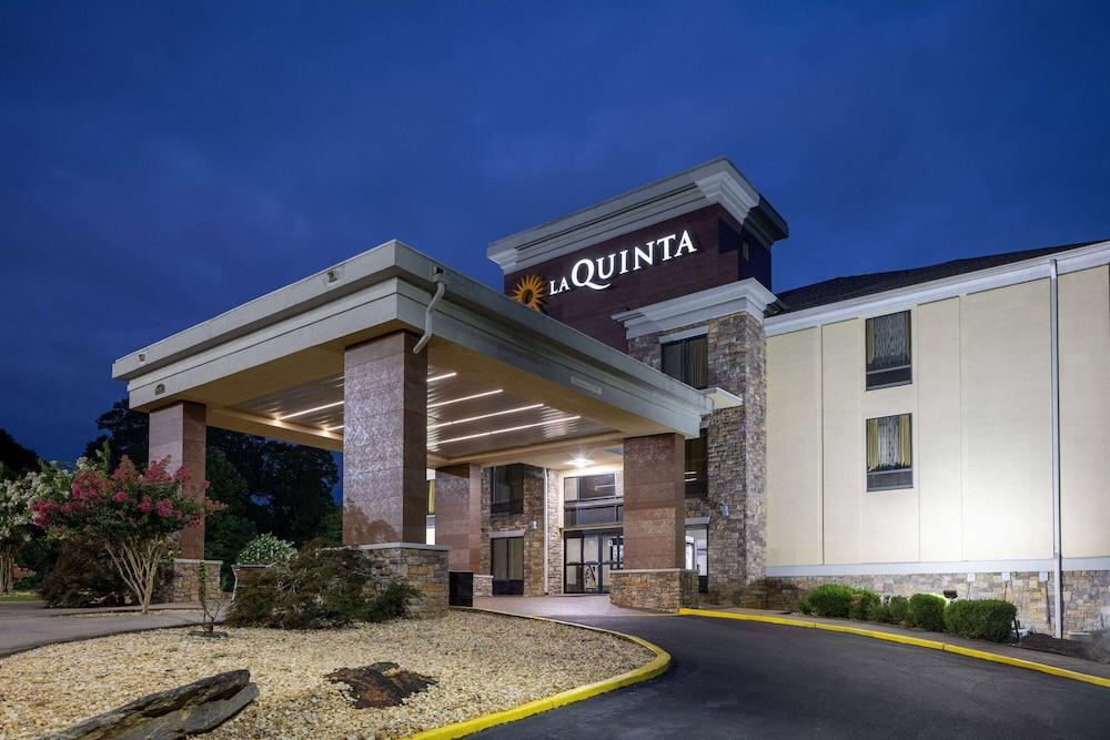 La Quinta Inn & Suites by Wyndham Covington photo 39