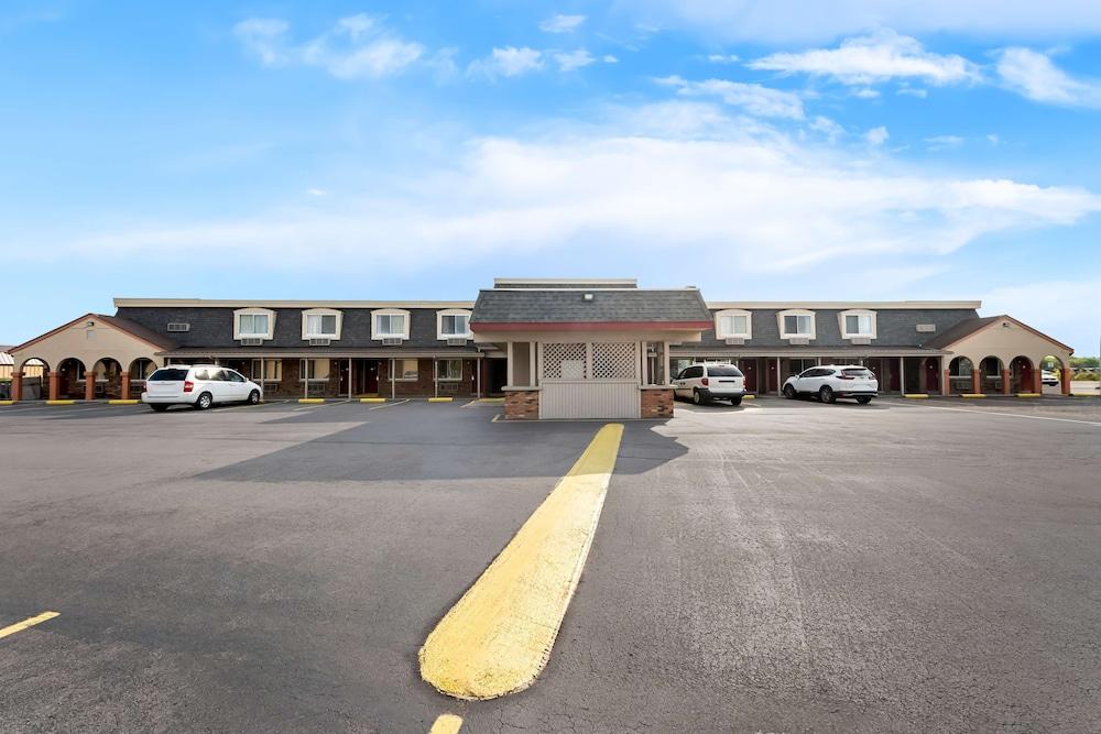 Americas Best Value Inn Marion, OH photo 5