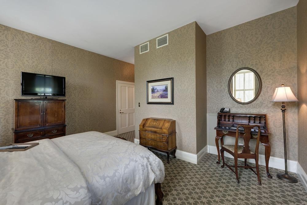 Nicollet Island Inn photo 10
