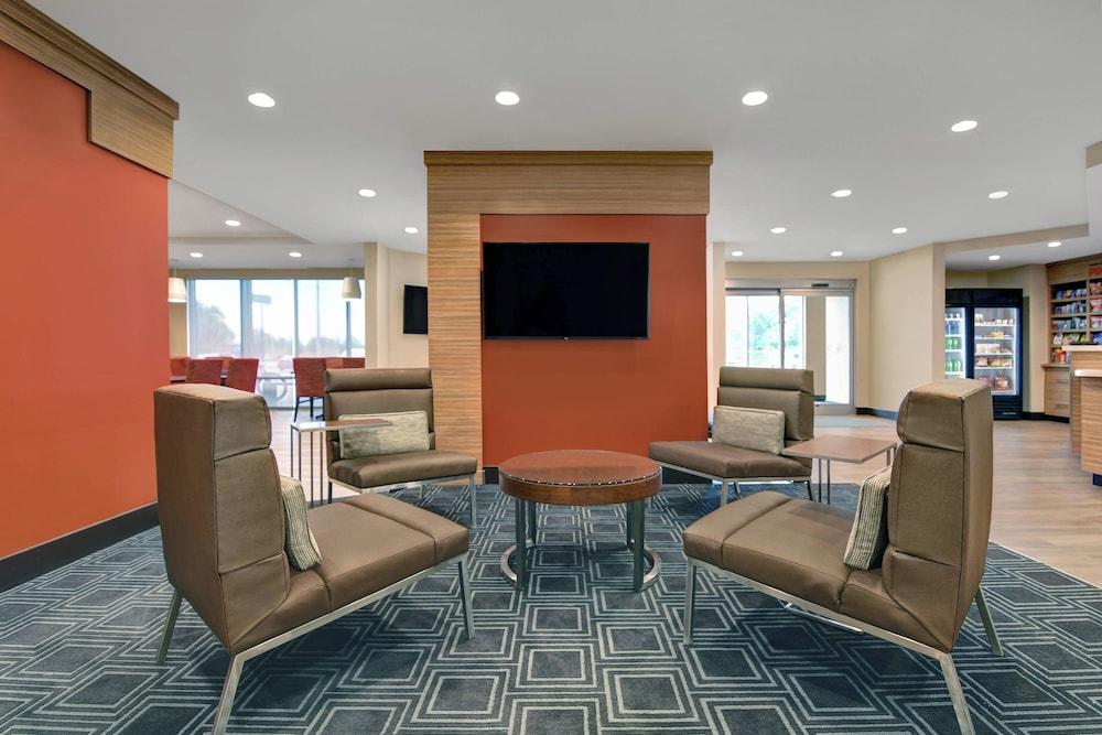 TownePlace Suites by Marriott Lima photo 6