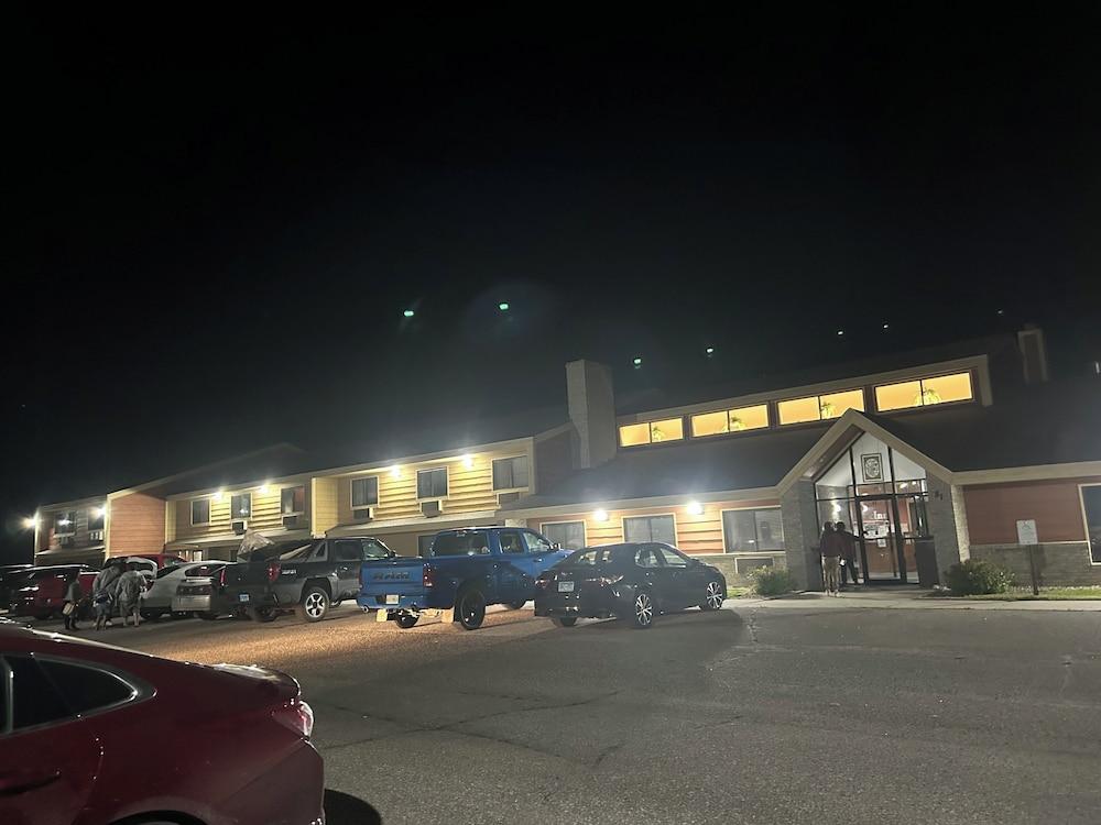 Northwoods Inn & Suites Blackduck photo 46