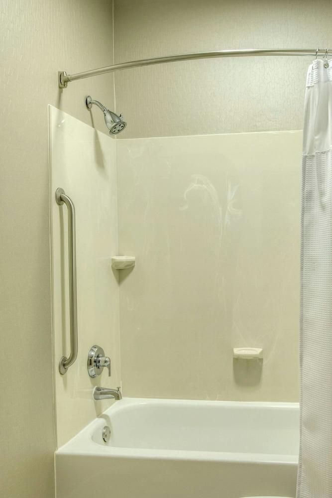 Springhill Suites by Marriott Lawrence photo 26
