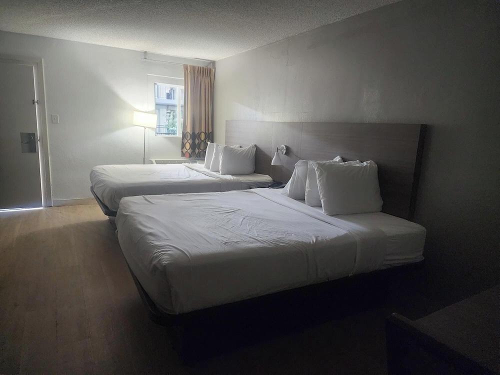 Extended Stay Hotel, Sterling photo 21