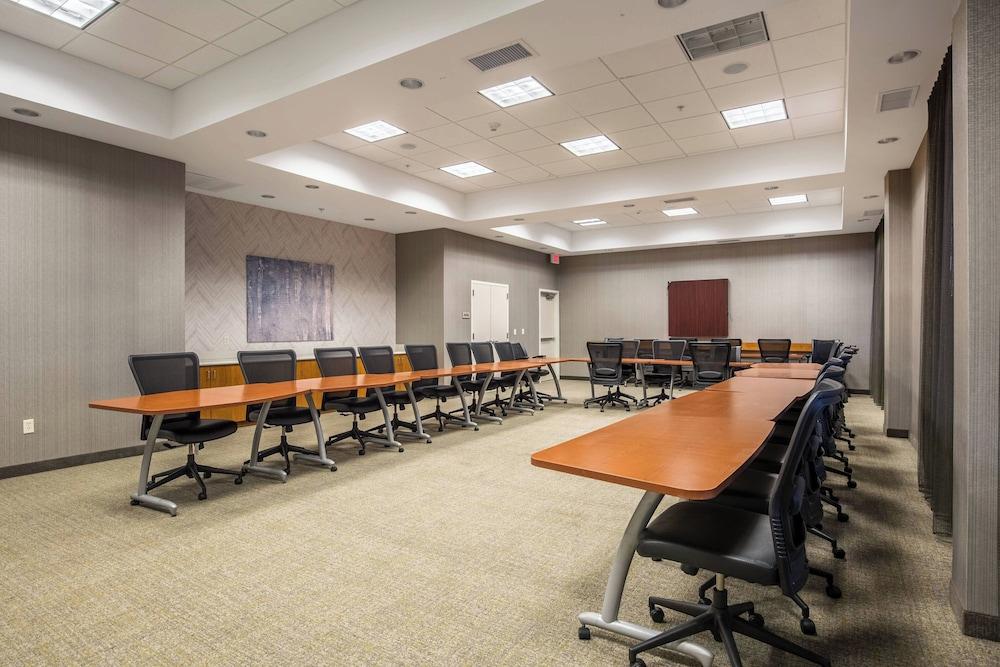 SpringHill Suites by Marriott-Houston/Rosenberg photo 29