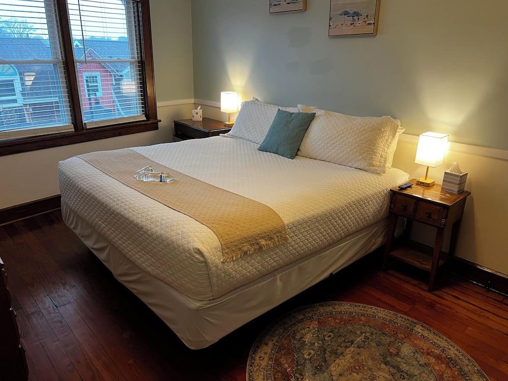 Historic Hotel Nichols photo 31