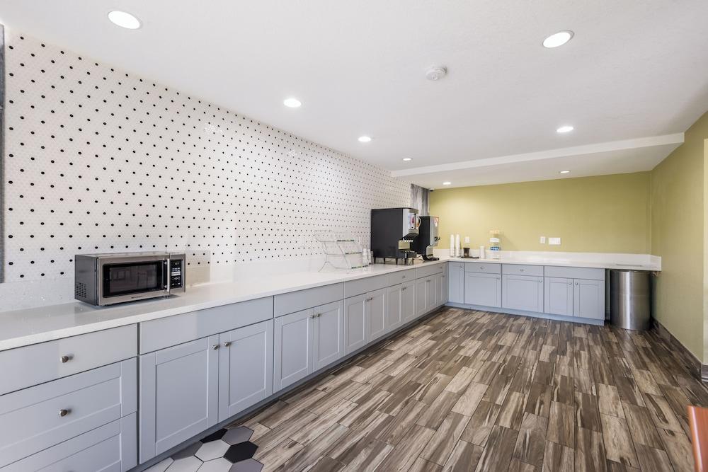 Sonesta Essential Des Moines photo 30