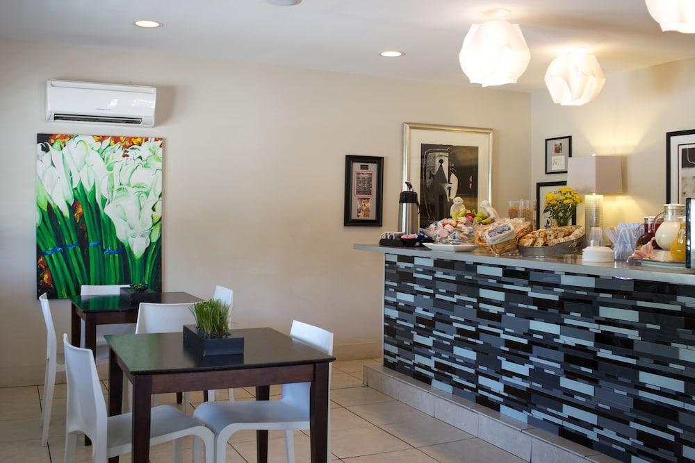 Sole Inn and Suites photo 19