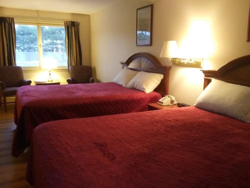 The Towne Motel photo 9