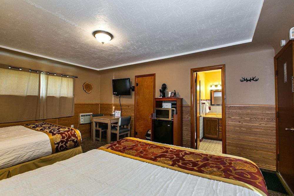 The Wisconsin Wood Inn photo 3