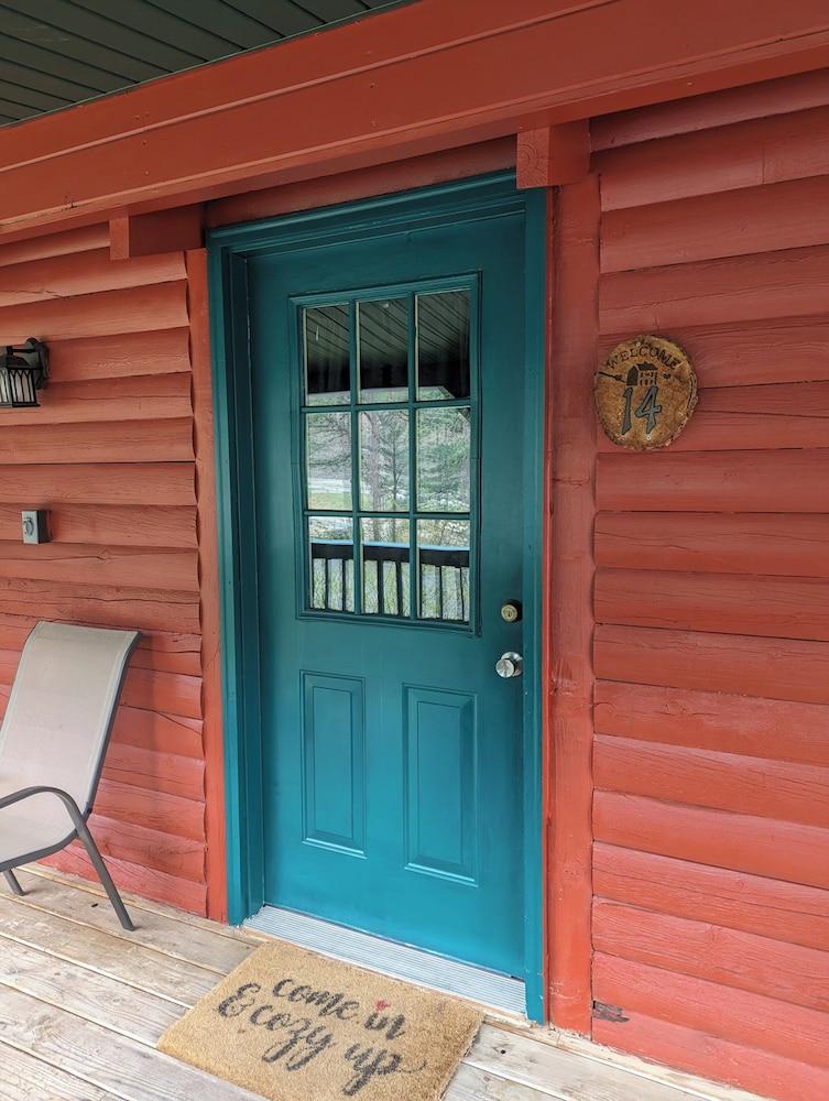 Ponderosa Pines Inn and Cabins photo 26