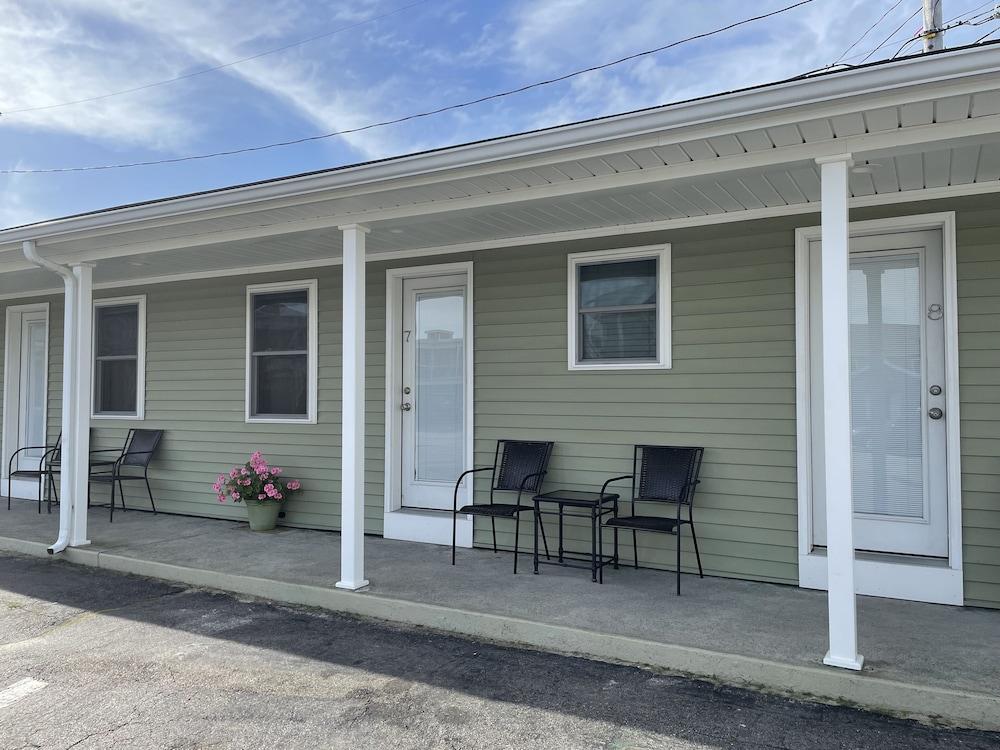 Moontide Motel Cabins & Apartments photo 92