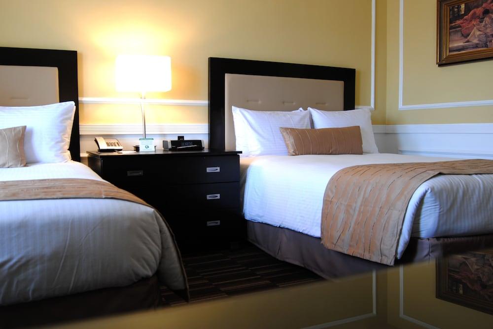 The Pickwick Hotel photo 38