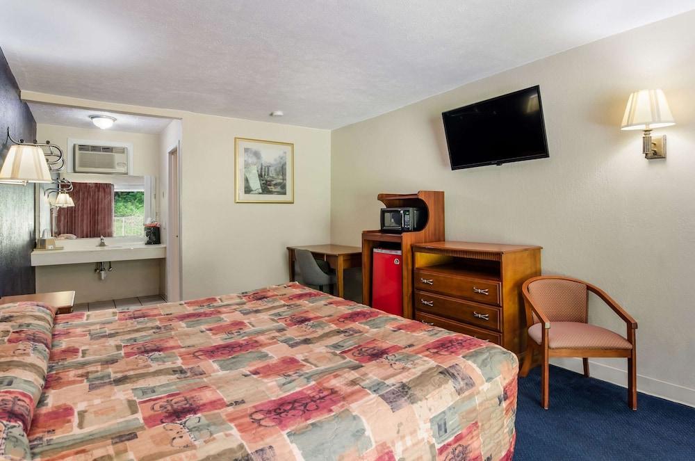 Rodeway Inn Church Hill - Tri Cities Area photo 11