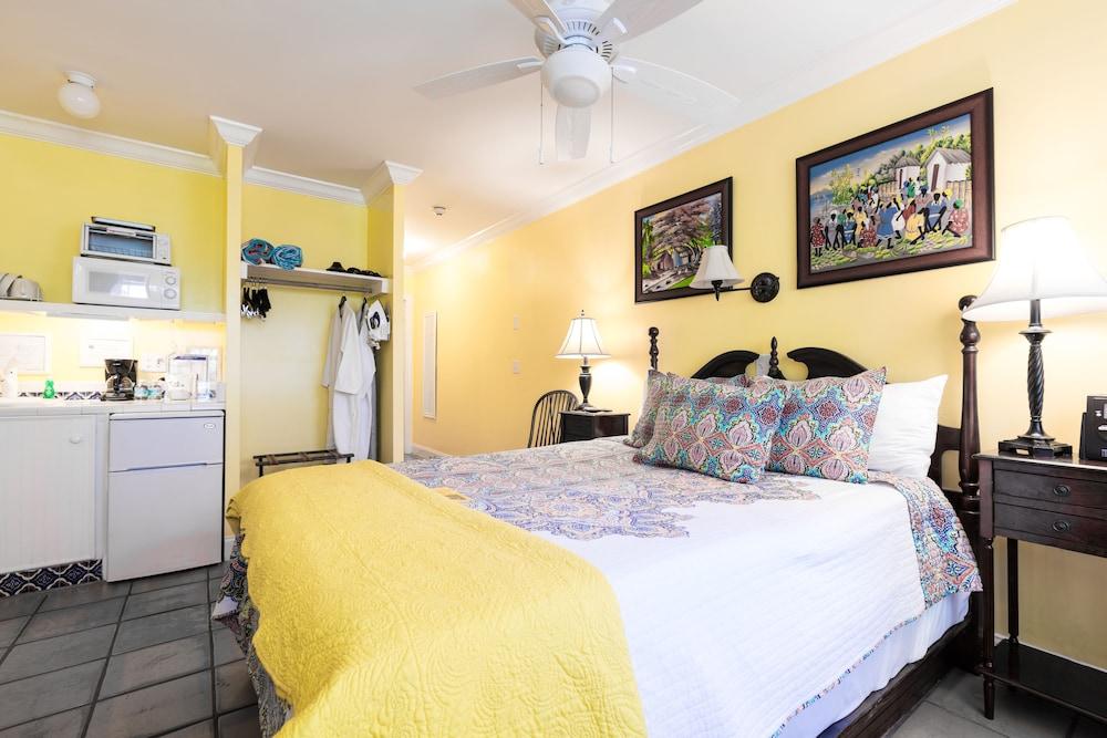 The Caribbean Court Boutique Hotel photo 31