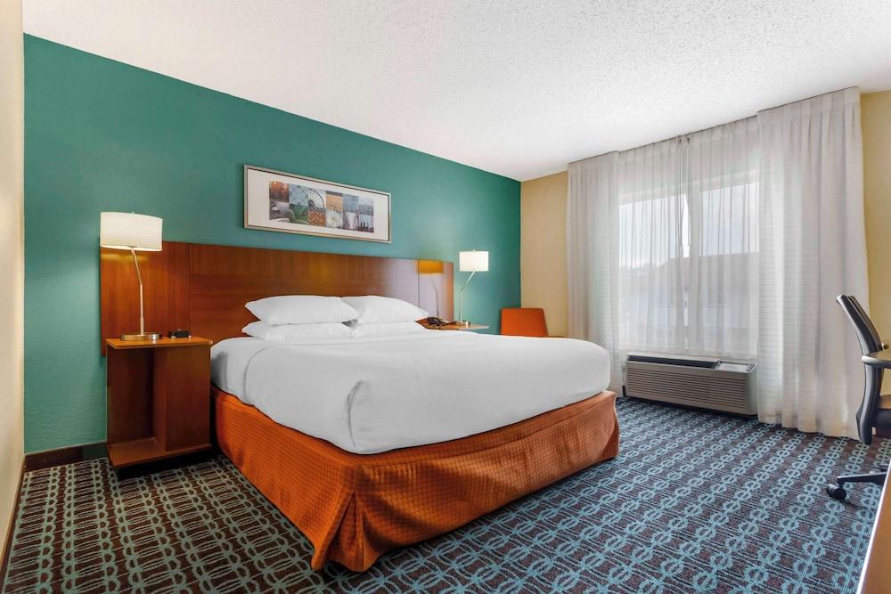 Comfort Inn & Suites Green Bay Stadium Area photo 10