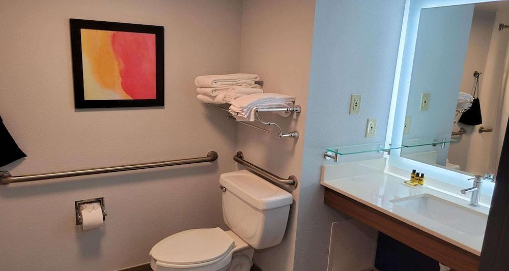 Best Western Plus Lexington Inn photo 20