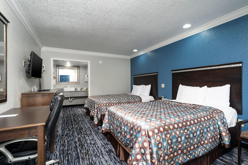 Gator Town Inn photo 8