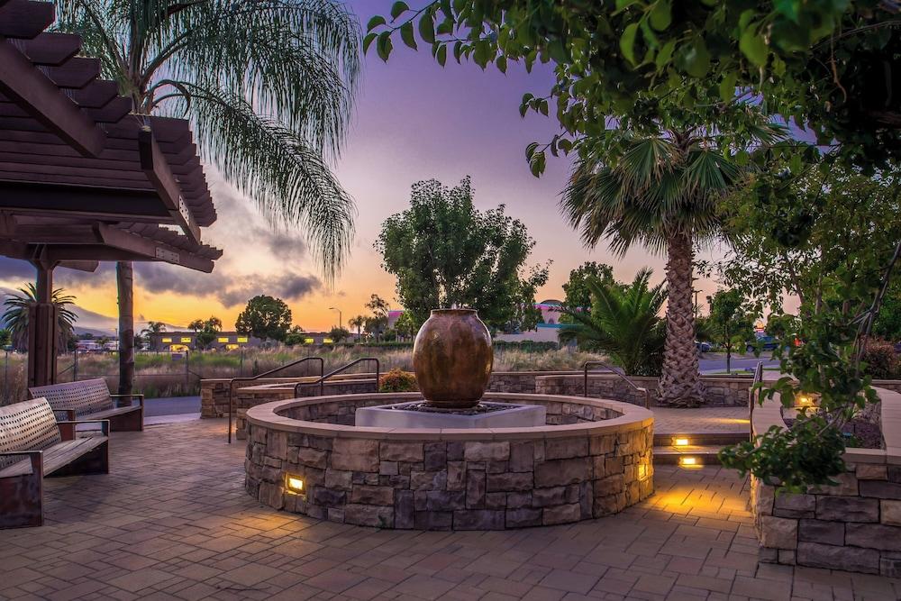 Springhill Suites by Marriott Temecula Wine Country photo 16