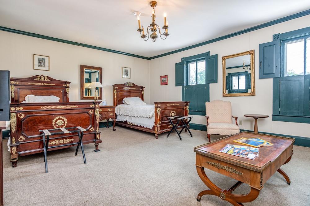 Wayside Inn photo 72