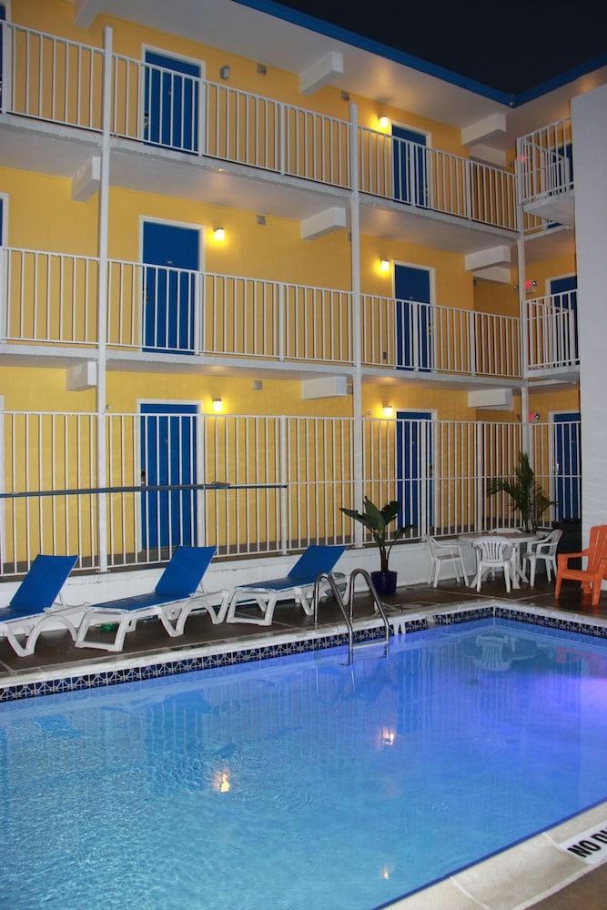 Seaside Inn photo 11