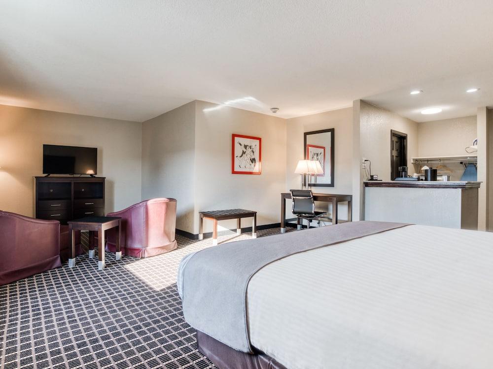 Alexis Hotel & Banquets Dallas Park Central Galleria photo 14