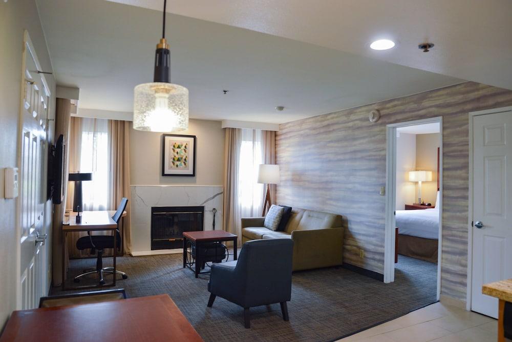 Residence Inn by Marriott La Mirada photo 7