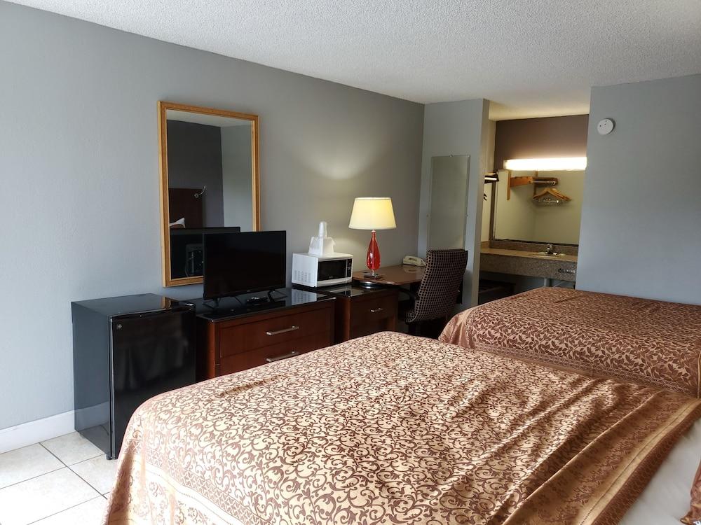 Econo Inn photo 24