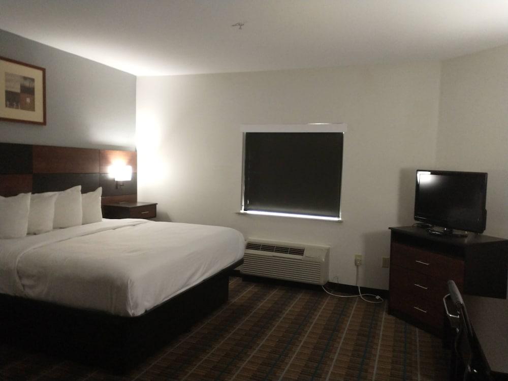 MainStay Suites Denham Springs - Baton Rouge East photo 16