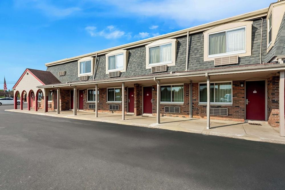 Americas Best Value Inn Marion, OH photo 8