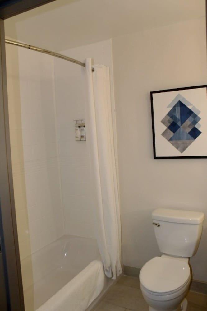 Candlewood Suites Southfield - Detroit by IHG photo 65