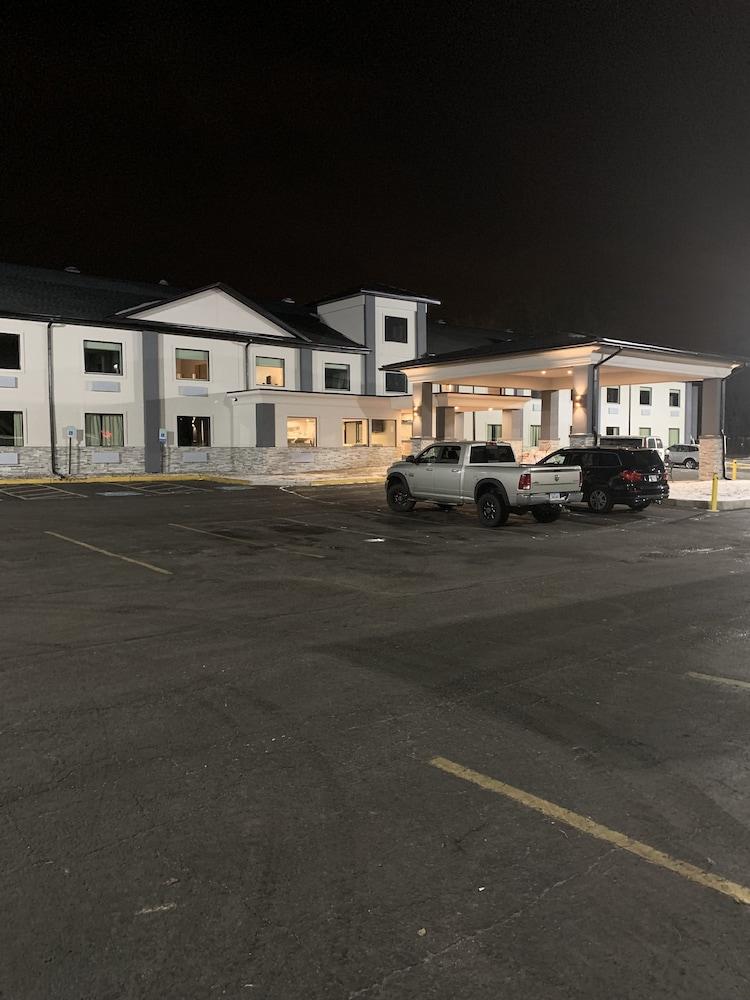 Quality Inn Mishawaka - South Bend photo 20