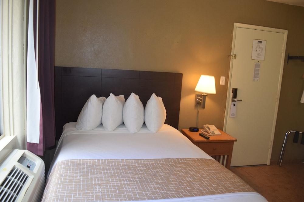 SF Central Hotel photo 10