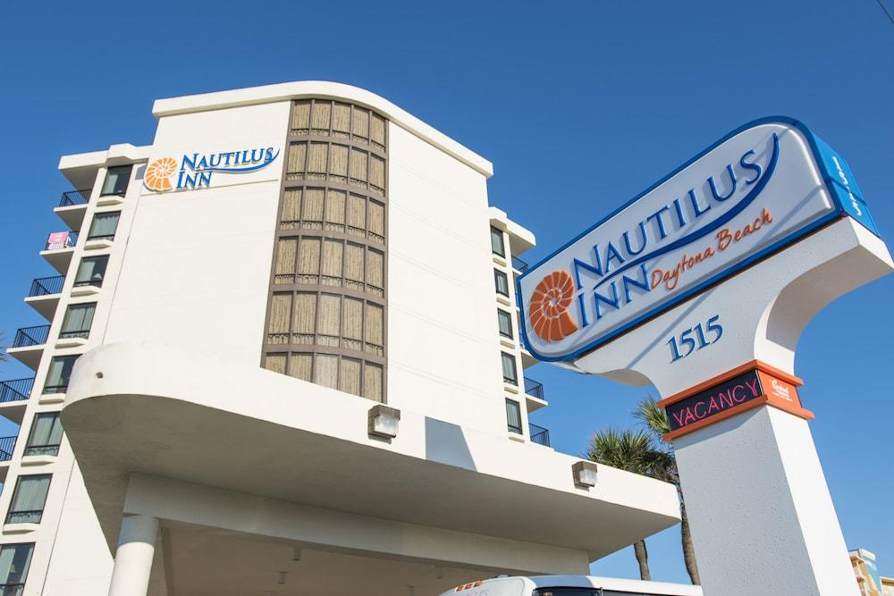 Nautilus Inn photo 37
